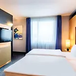 Ramada By Wyndham 4*