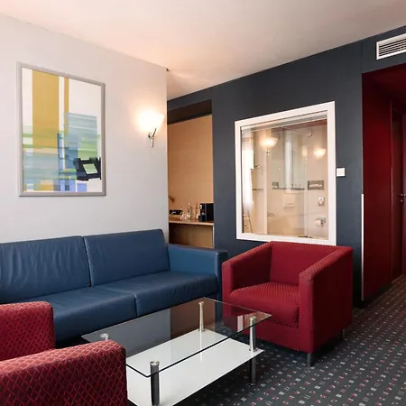 Ramada By Wyndham Hotel