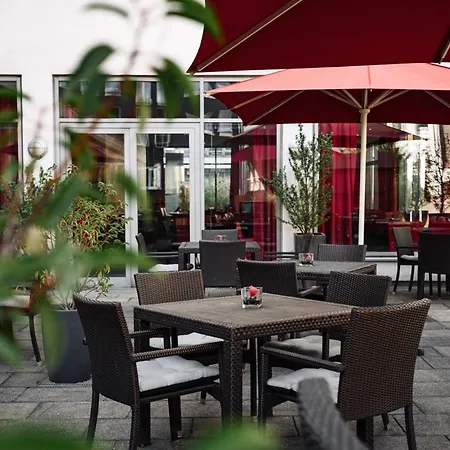 Ramada By Wyndham Hotel 4*