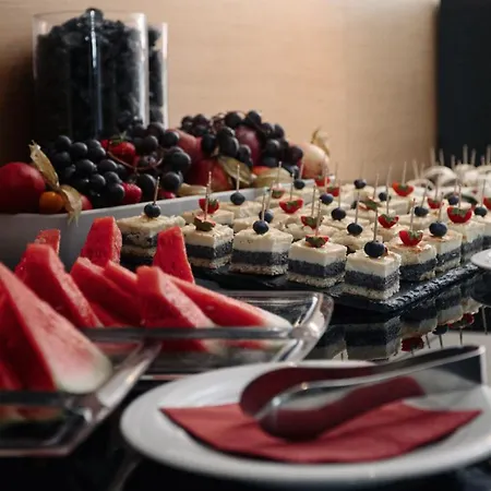 Ramada By Wyndham Hotel Essen