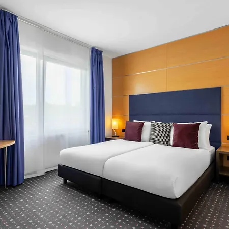 Hotel Ramada By Wyndham 4*