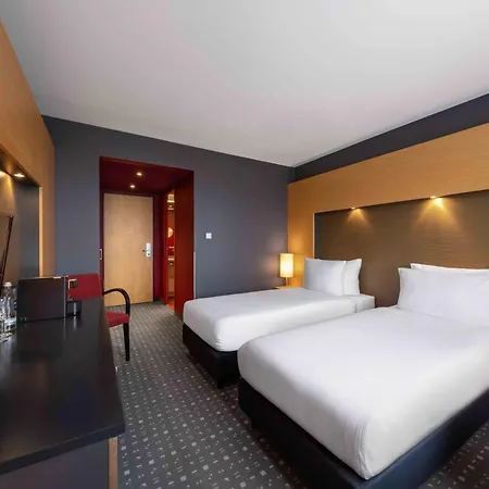 Ramada By Wyndham 4* אסן