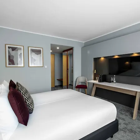 Ramada By Wyndham Hotel Essen