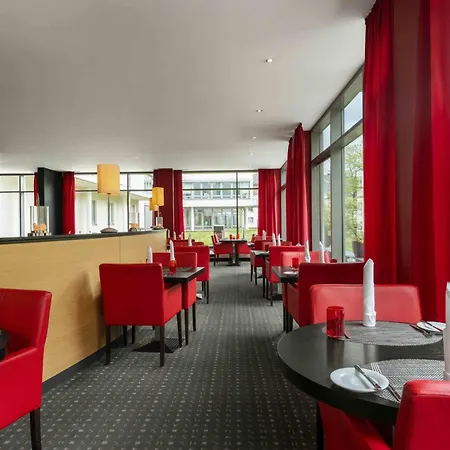 Ramada By Wyndham 4*