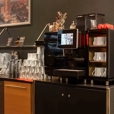 Ramada By Wyndham 4*