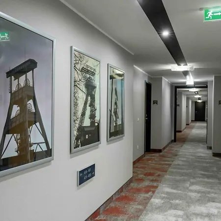 מלון Ramada By Wyndham