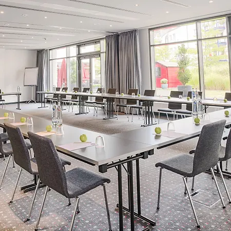 Ramada By Wyndham 4*