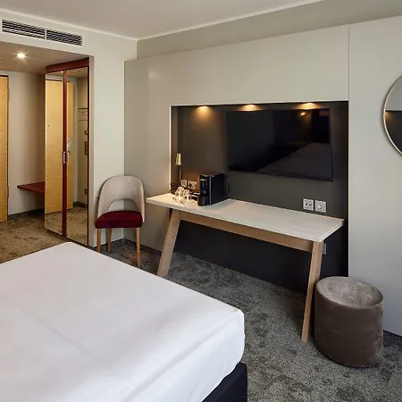 Ramada By Wyndham إسن