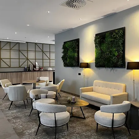 Hotel Ramada By Wyndham Essen