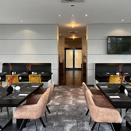 Hotell Ramada By Wyndham 4*