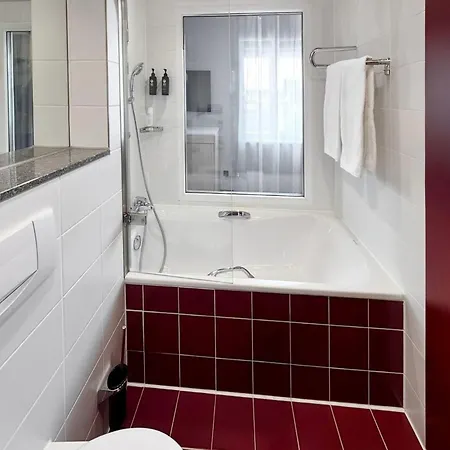 Ramada By Wyndham 4*
