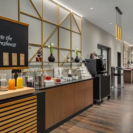 Ramada By Wyndham 4*