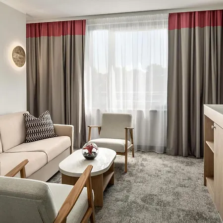 Ramada By Wyndham Hotel 4*