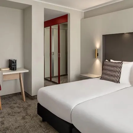 מלון Ramada By Wyndham 4*