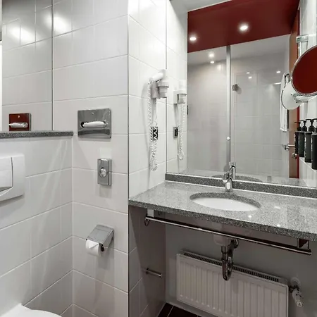 Ramada By Wyndham 4*