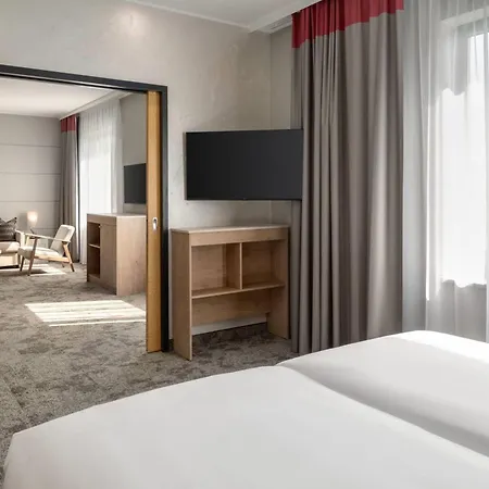 Hotel Ramada By Wyndham 4*