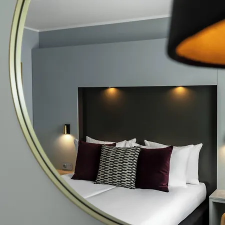 Ramada By Wyndham Hotel 4*