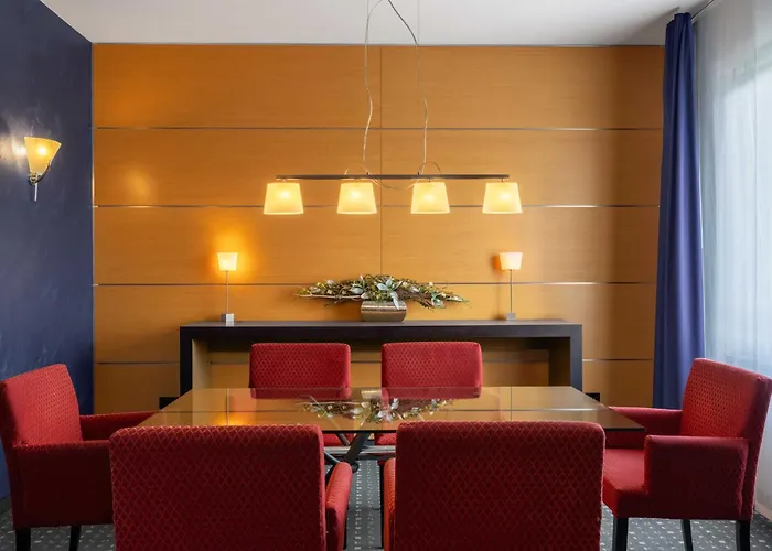 מלון Ramada By Wyndham אסן