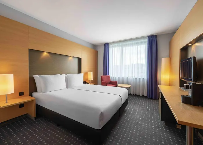 Ramada By Wyndham Hotel 4*