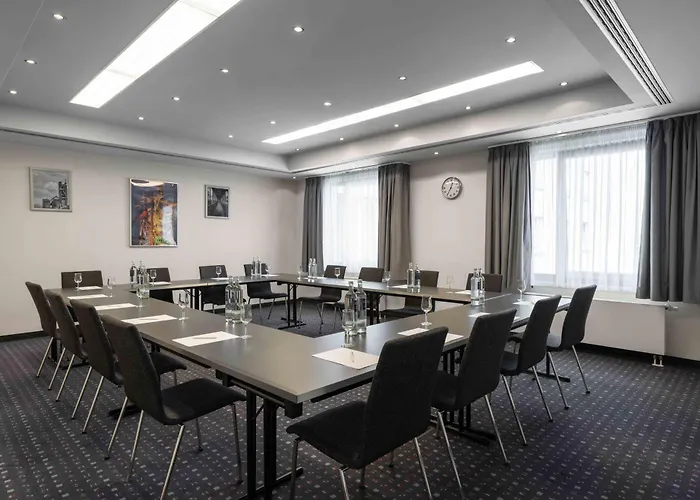 מלון Ramada By Wyndham