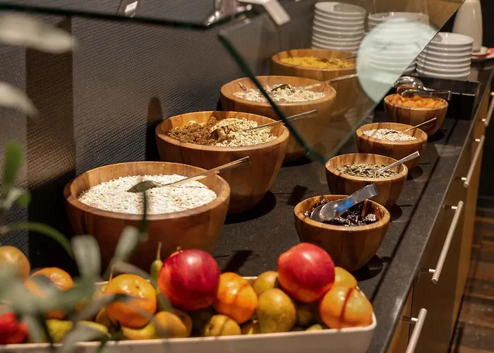 Hotel Ramada By Wyndham 4*