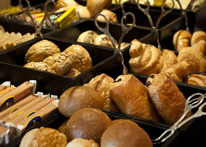 Hotel Ramada By Wyndham 4*