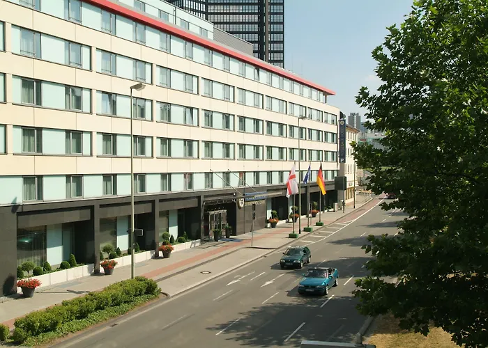 Ramada By Wyndham 4*