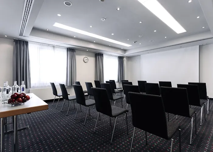 מלון Ramada By Wyndham