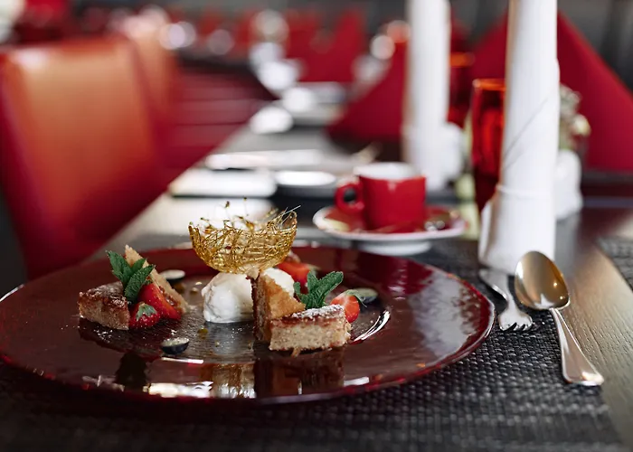 Ramada By Wyndham 4*