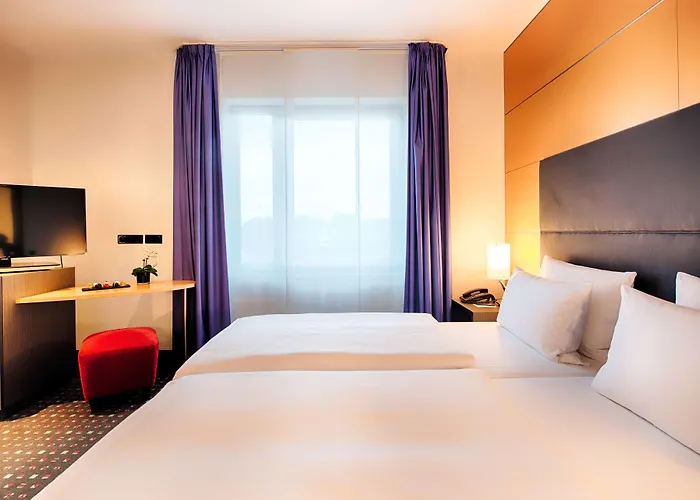 מלון Ramada By Wyndham אסן