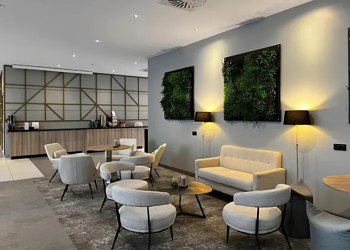 Hotel Ramada By Wyndham Essen