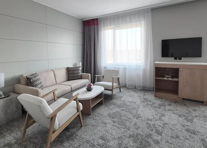 Hotel Ramada By Wyndham 4*