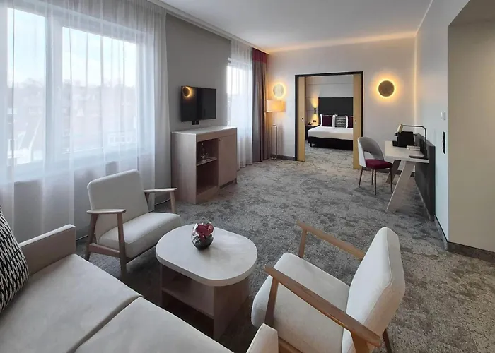 Hotel Ramada By Wyndham 4*